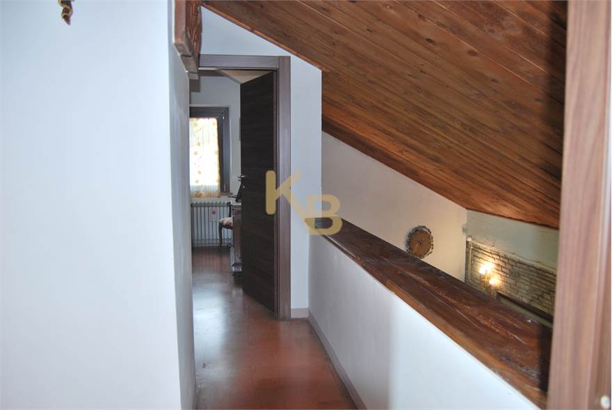 Photo 52