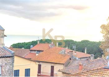 Un rifugio con vista sul lago, nel cuore di Passignano sul Trasimeno